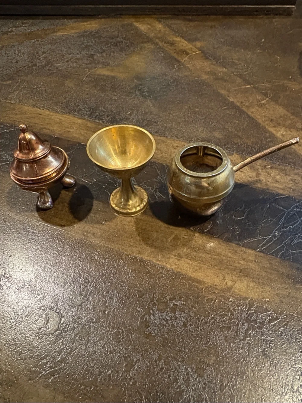 Vintage Brass Miniature Décor Trio - Gold & Copper Tones